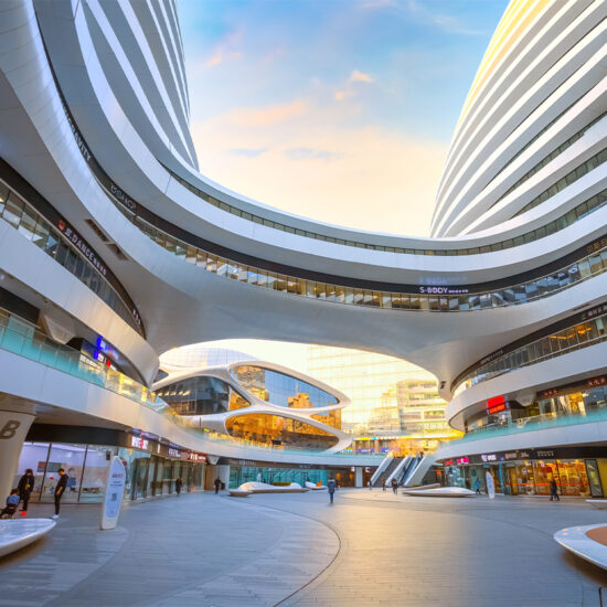 商業施設の設計と施工における革新的なアプローチ_